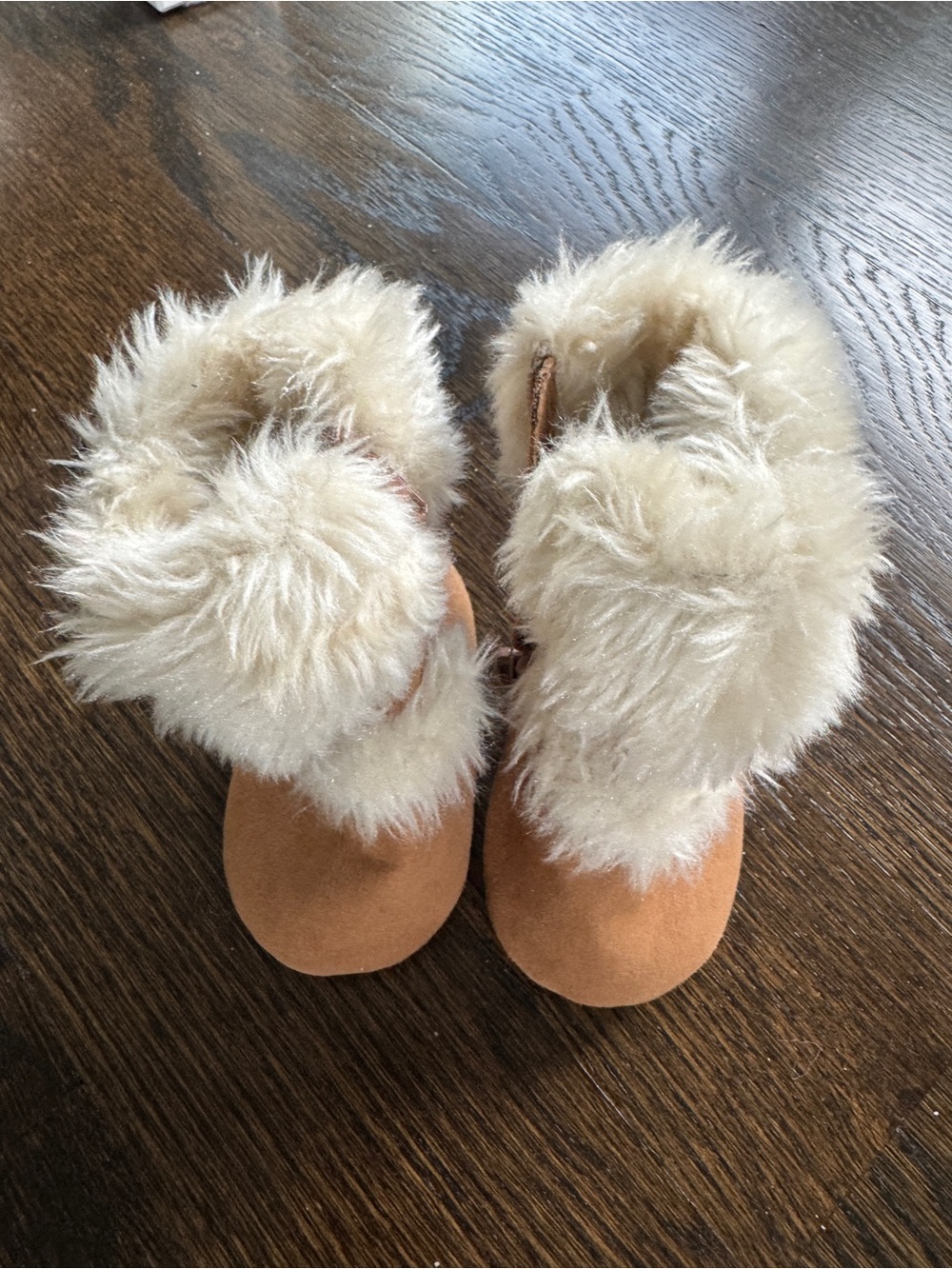 Michael Kors Tan Kids Boots with Cream Faux-Fur Cuff